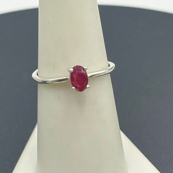 Sterling Silver 925 Natural Oval Prong Set Red Ruby Solitaire Ring 6x4mm Size 7 - Picture 1 of 12